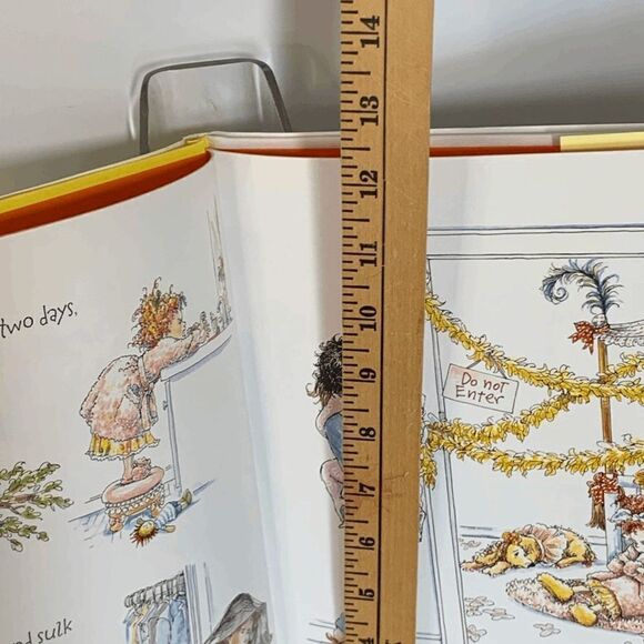 Scholastic Kid's Fancy Nancy Bonjour Butterfly By Jane O’Connor Hardbound Book - Picture 6 of 6